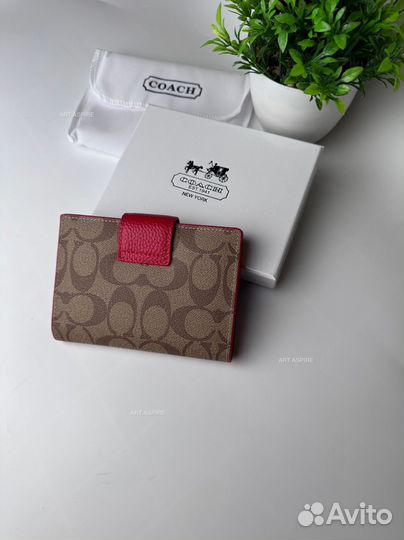 Обложка на паспорт coach женский