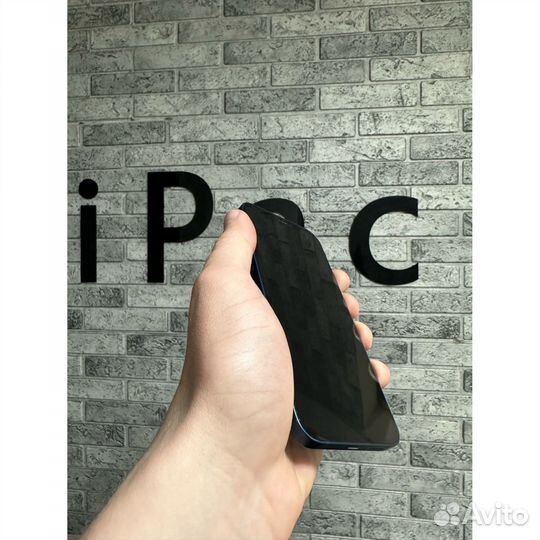 iPhone 12, 64 ГБ