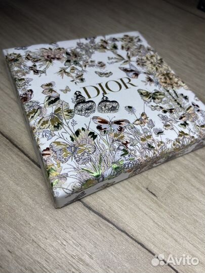 Серьги пусеты Dior