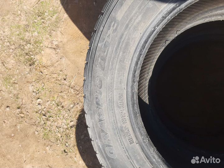 Dunlop Graspic DS3 22/60 R16