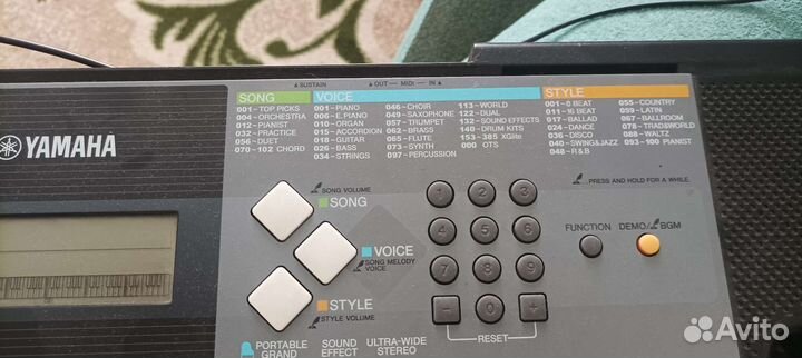 Синтезатор yamaha psr e233
