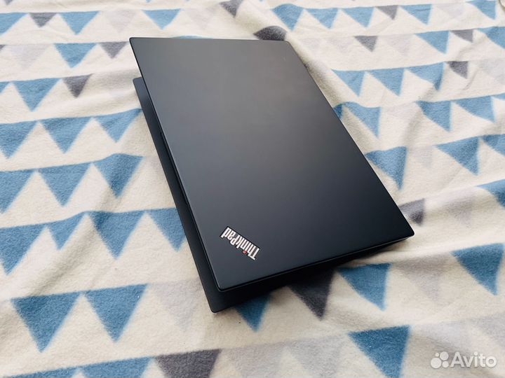 ThinkPad Slim 14