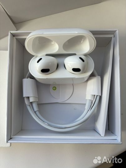 Беспроводные наушники airpods 3