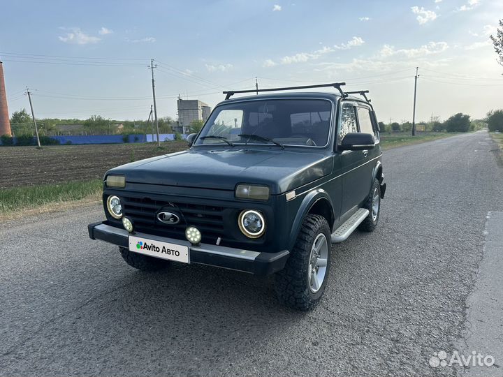 LADA 4x4 (Нива) 1.7 МТ, 2001, 199 000 км