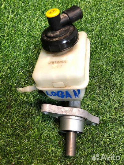 Главный тормозный цилиндр Renault Logan седан 1.6