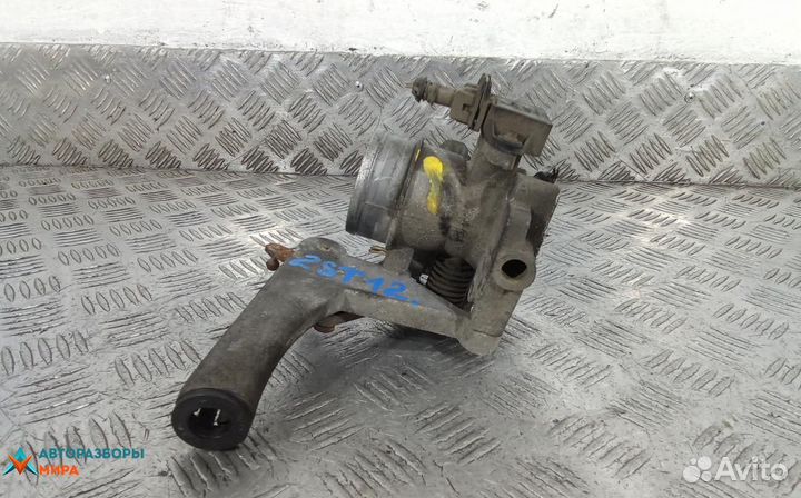 Заслонка дроссельная Renault Kangoo 1998