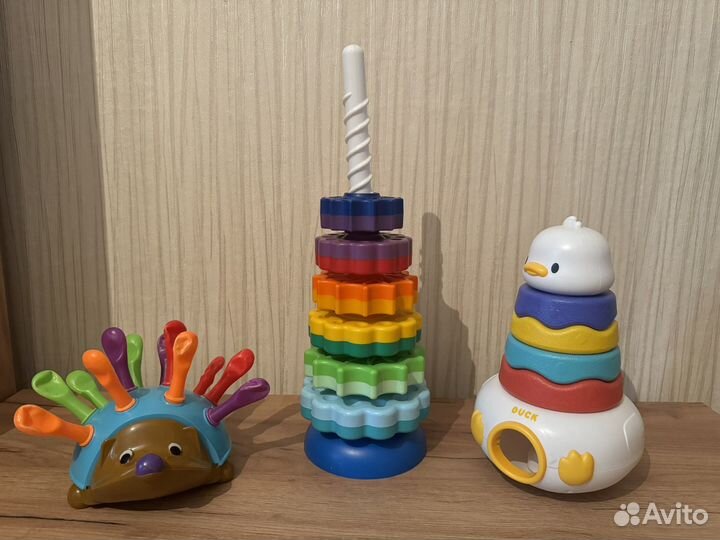 Развивающие игрушки для малышей