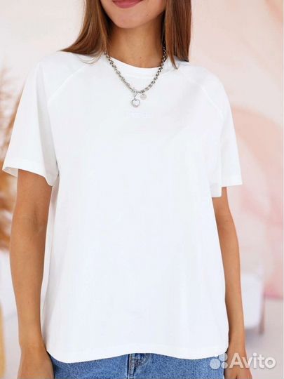 Футболки белые, красные, хаки, серый меланж