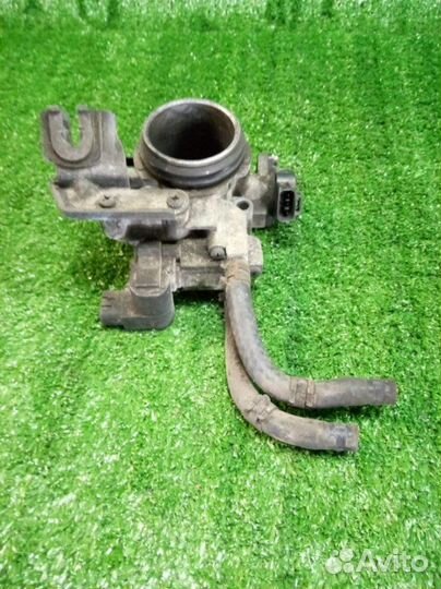 Дроссельная заслонка Toyota Mark 2 GX100 1GFE