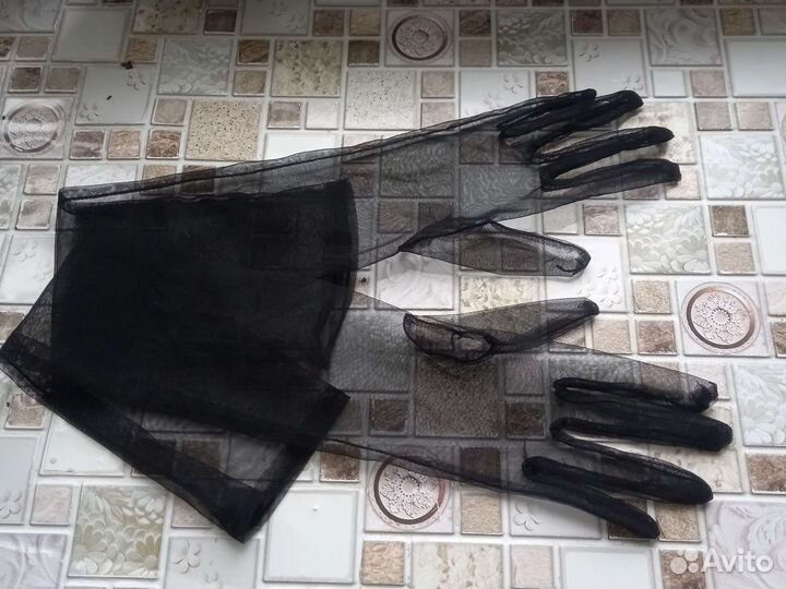 Перчатки