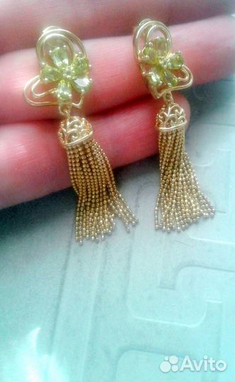 Серьги с хризолитом, серебро 925 с позолотой