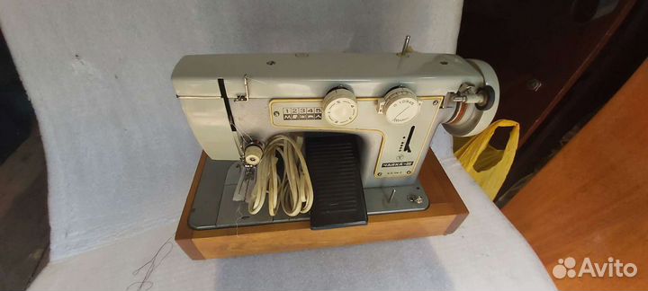 Швейные машины Чайка 3 класс 116 2 электрическая