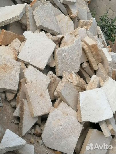 Траншейный камень
