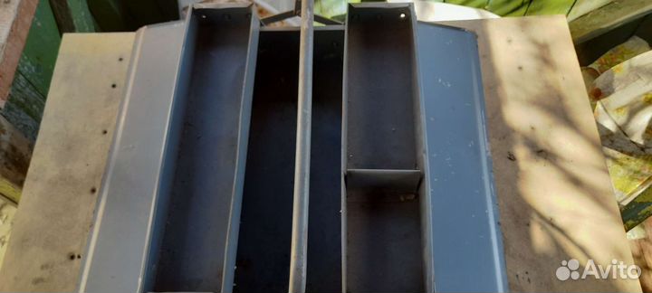 Ящик для инструмента металлический