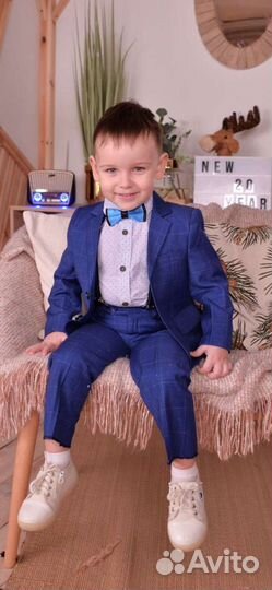 Нарядный костюм для мальчика 98-104