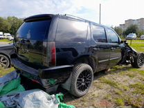 Cadillac Escalade 6.2 AT, 2010, битый, 210 000 км, с пробегом, цена 850 000 руб.