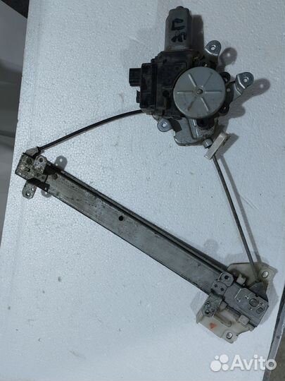 Стеклоподъемник задний пра/лев Mitsubishi Dingo