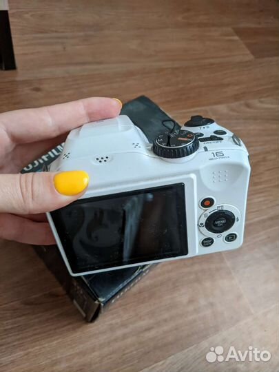 Цифровой фотоаппарат Fujifilm FinePix S4800