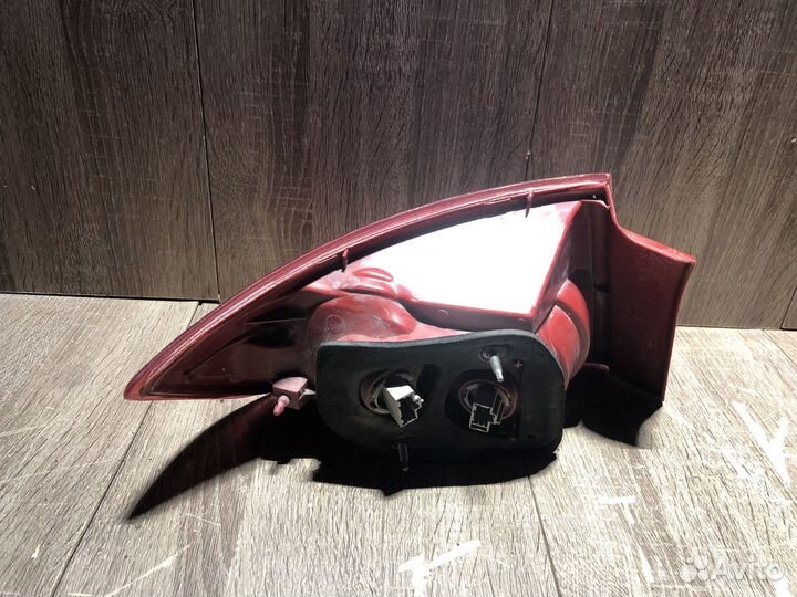 Фонарь задний в крыло правый Mazda 3 BK