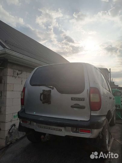 Запчасти chevrolet niva