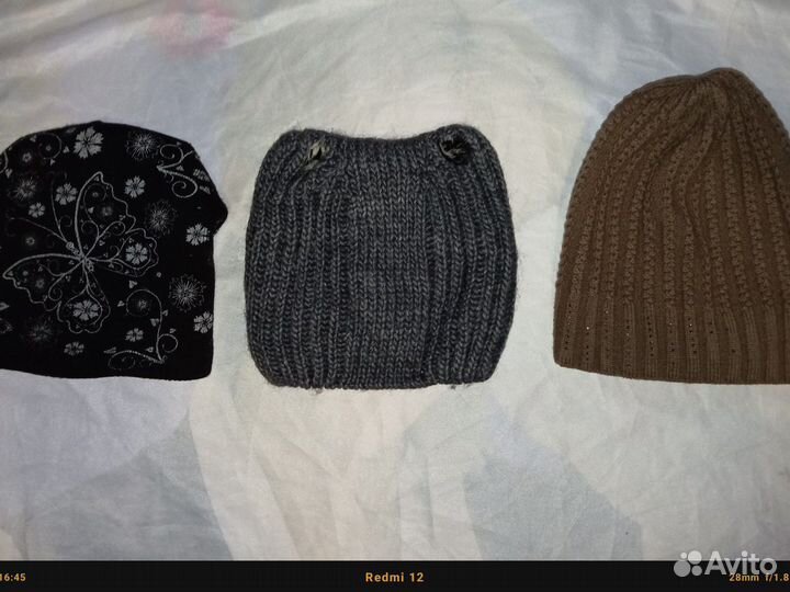 Шапки зимние женские
