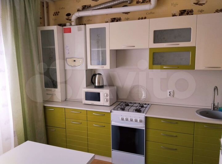 1-к. квартира, 42 м², 8/10 эт.