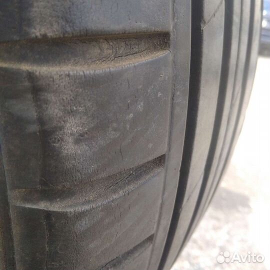 Nokian Tyres Hakka Z 235/55 R19