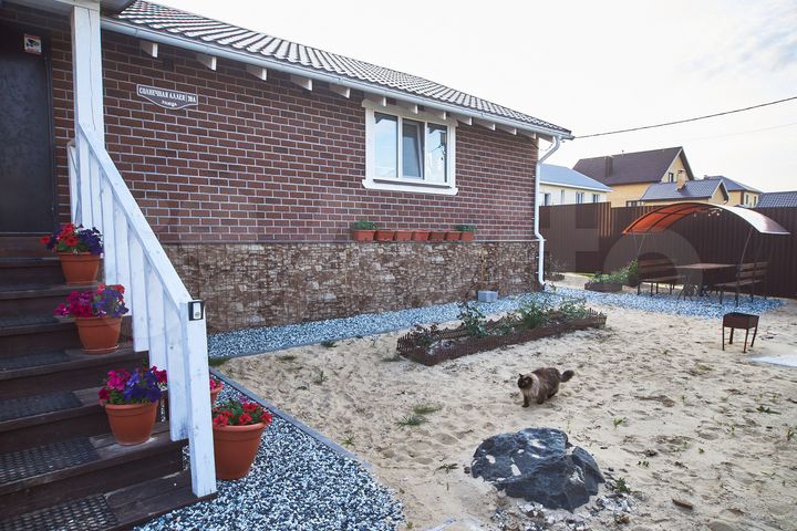 Дом 85 м² на участке 5 сот.