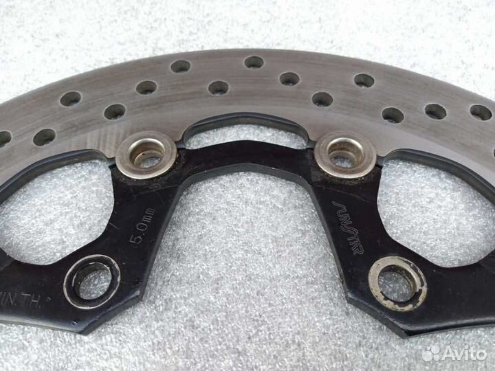 Передний тормозной диск Suzuki GSX1300R 08-18