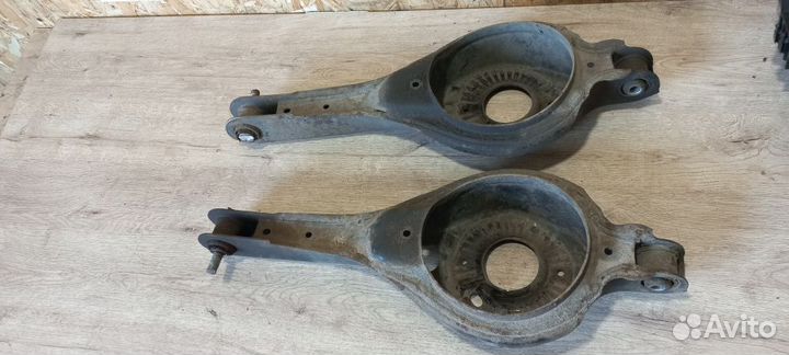 Рычаг задний Ford Kuga 2