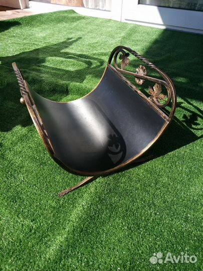 Дровница для камина