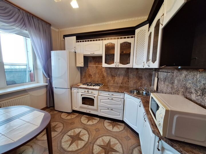 1-к. квартира, 42 м², 5/9 эт.