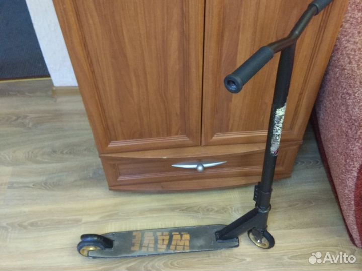 Трюковой самокат