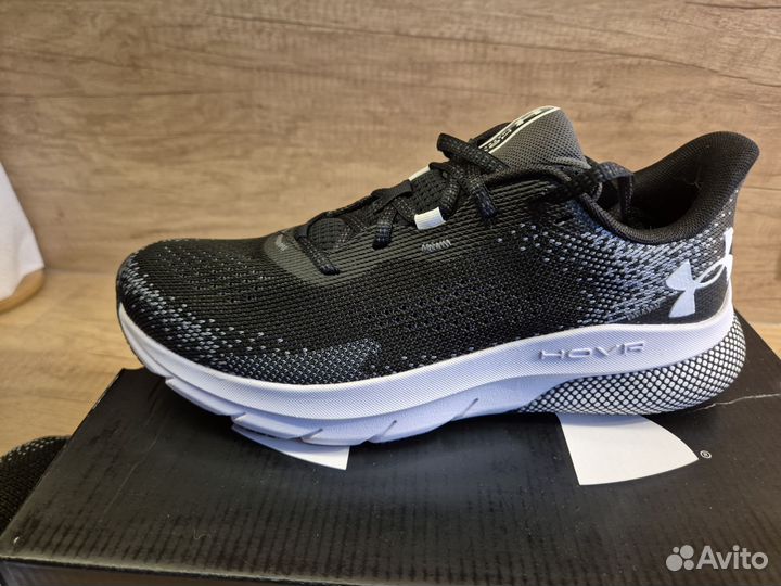 Кроссовки Under Armour hovr turbulence 2