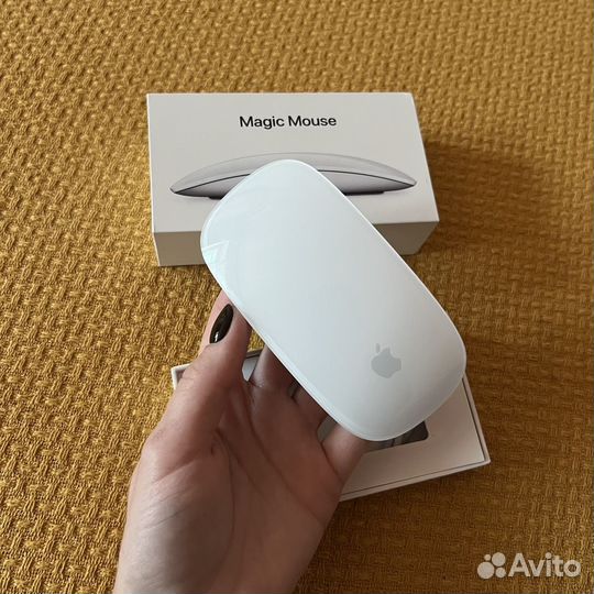 Мышь Apple Magic Mouse (2-го поколения)