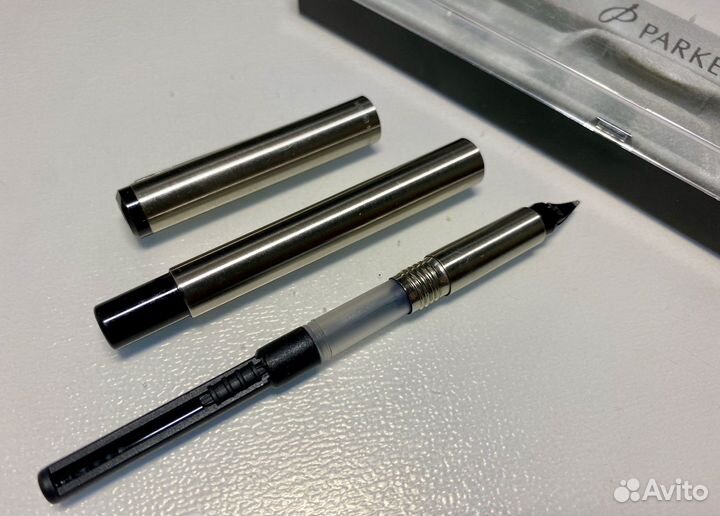 Перьевая ручка Parker Vector