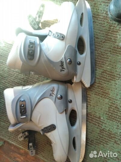 Коньки хоккейные детские