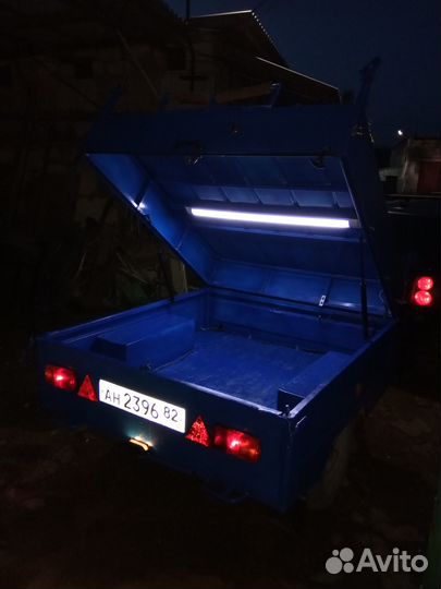 Прицеп на легковой автомобиль