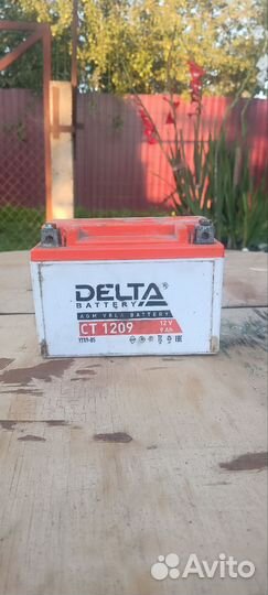 Аккумулятор на мотоцикл 12в 9 Ач