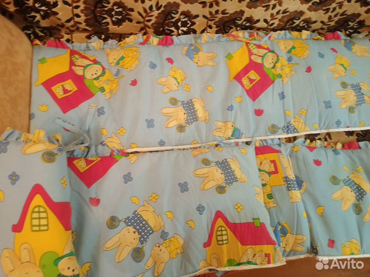 Бортики в детскую кроватку