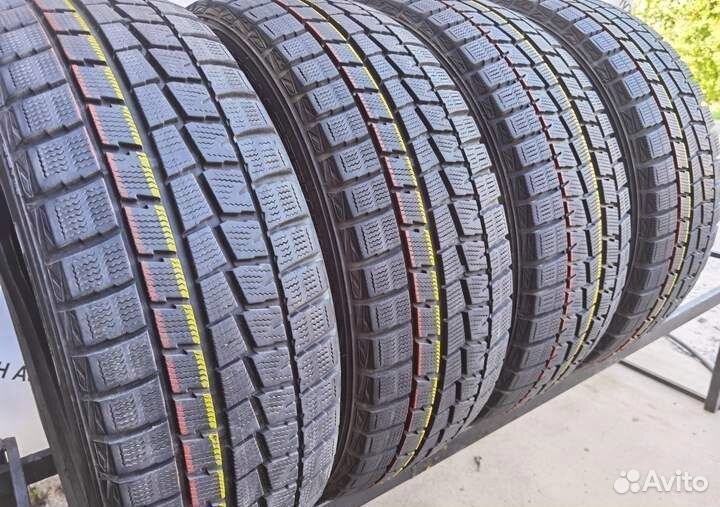 Dunlop Winter Maxx WM01 215/55 R17 94Q