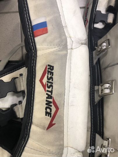 Вратарские щитки miklin resistance 35+1 SR