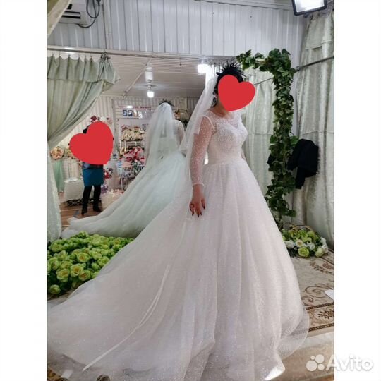 Свадебное платье