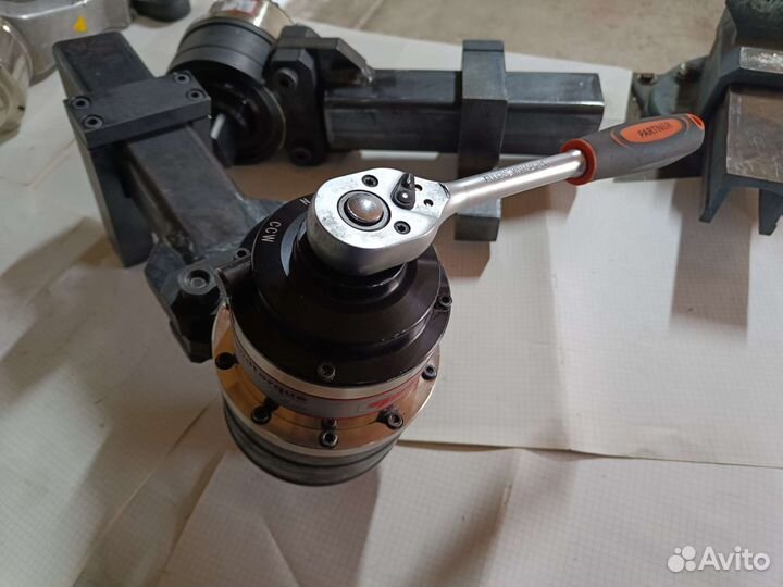 Мультипликатор механический 125:1 Handtorque