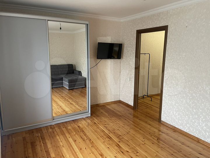 1-к. квартира, 40 м², 3/5 эт.