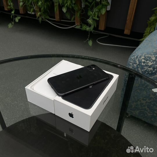 iPhone 11, 128 ГБ