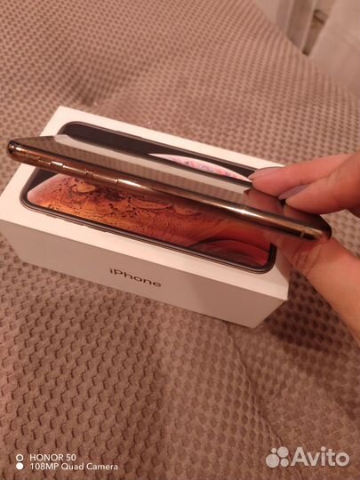 iPhone Xs, 64 ГБ