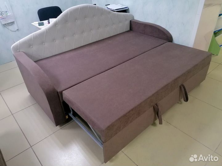 Диван-кровать 