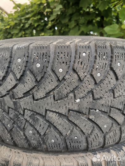 Nokian Tyres Hakkapeliitta 4 235/60 R16