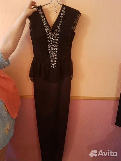Вечернее платье